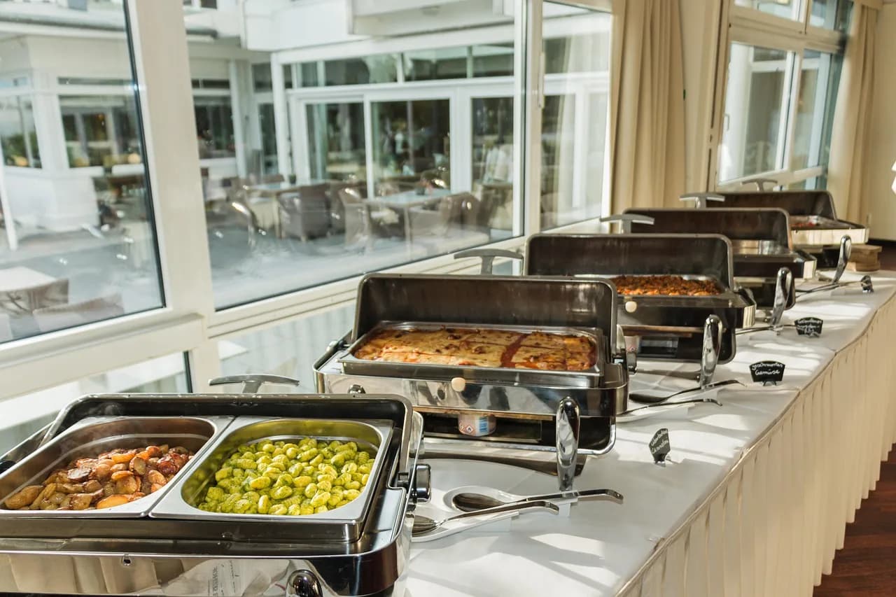 Food & Beverage — xKemp Solutions